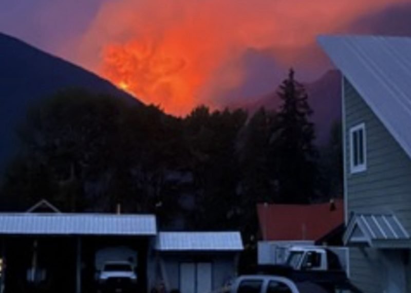 Wildfire sparks in Vallhalla Park, B.C./photo by Lorraine Reaveley