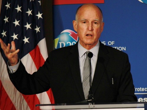 https://commons.wikimedia.org/wiki/File:Governor_Jerry_Brown_2014.jpg