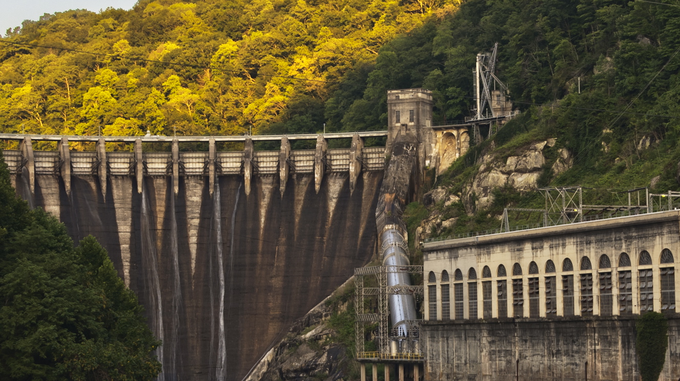 Drought Costs U.S. Hydropower Billions While Increasing Emissions, Study Finds