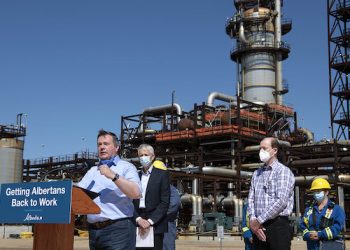 Former premier Jason Kenney at Shell Quest CCS facility, Alberta Newsroom/flickr