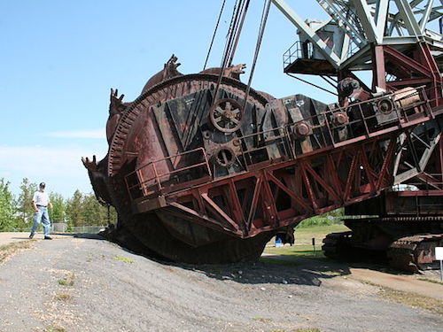 sbamueller, Oil Sands Discovery Centre/flickr